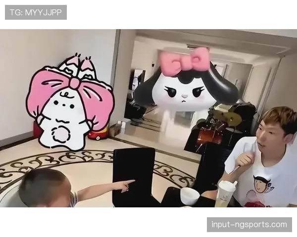 周琦那副豪宅里连个塑料椅子都显得太普通了？